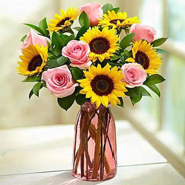 Combination Of Roses And Sunflower Iris Florists mangalore online