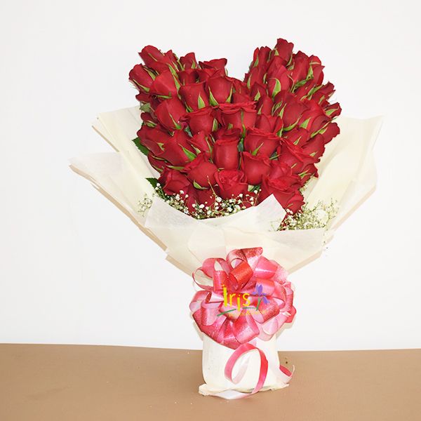 Red Rose With Beautiful Wrapping Iris Florists mangalore online